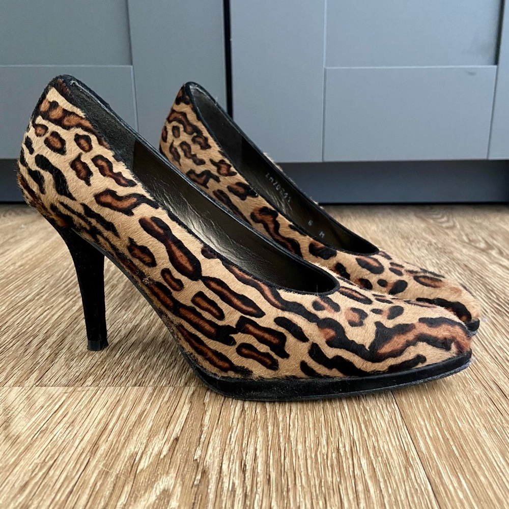 Stuart Weizman | Pony Hair Pumps | Size 6